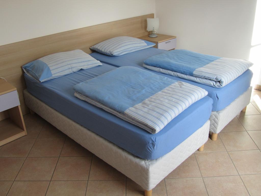 La Pezina Apartment Livigno Ruang foto